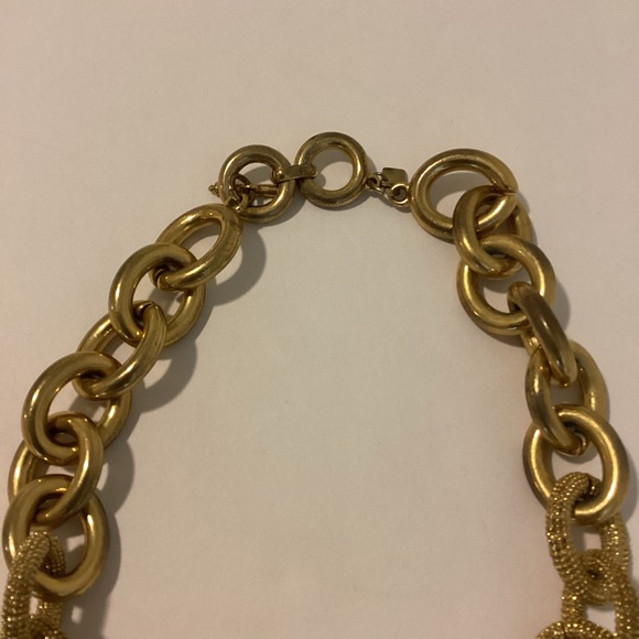 Banana Republic Necklace Chunky Gold Tone Textured Statement Piece - Picture 3 of 10